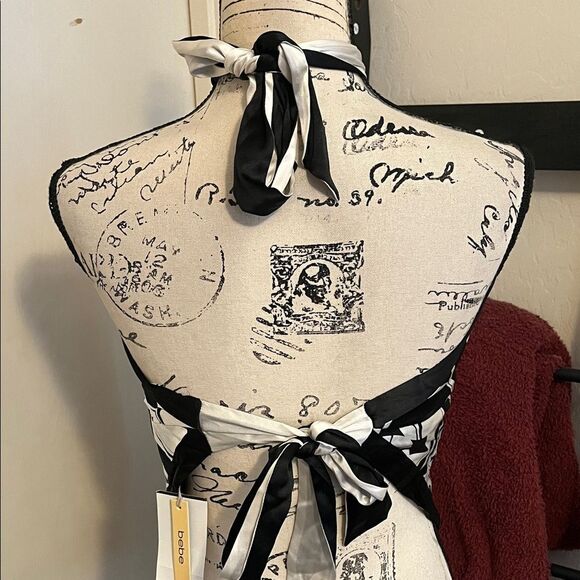 Bebe Y2K Black White Reversible Silk Blend Halter Top Event Party 00’s Club - Picture 5 of 12